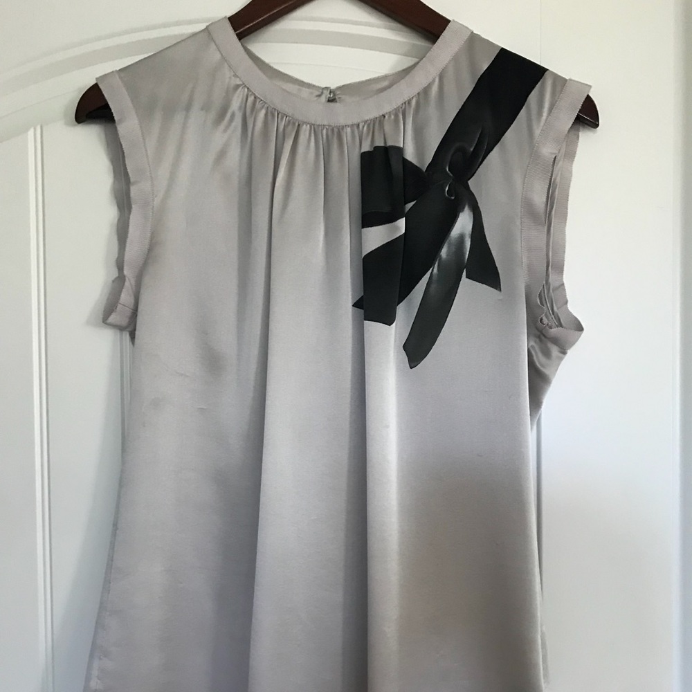 Banana Republic silk tank blouse
